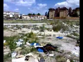 Aversa - Niente pulizia in area mercato