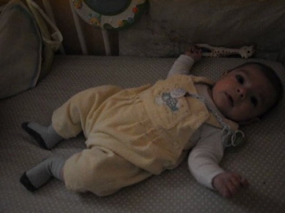 2011-01-amael_3eme mois (3)