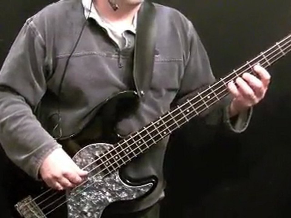 How To Play Bass to Little Green Bag