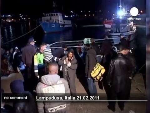 New wave of Tunisian migrants landings in Italy - no comment