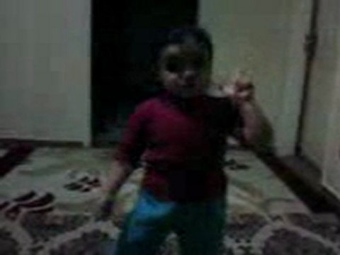 berfin şarkı çok güzel şarkı söylüyor izleyin