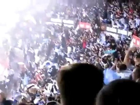 L'Argentina segna all'ultimo ed è delirio sugli spalti