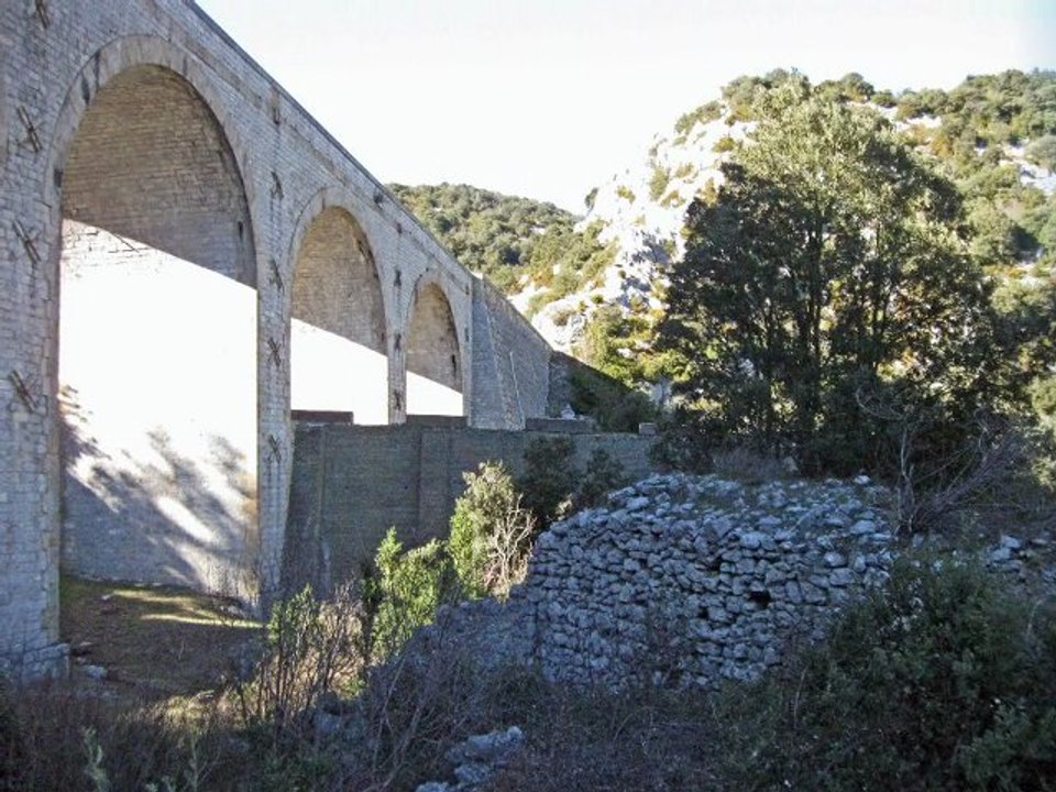 LE CHATEAU DES MAURES