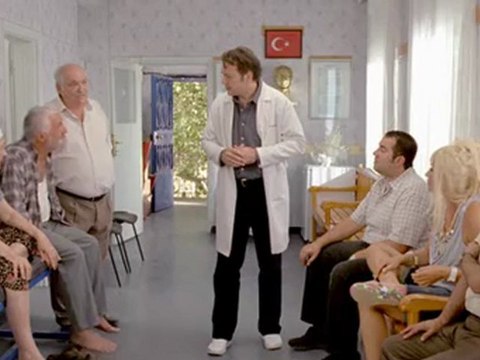 Eyvah Eyvah 2 arı sokması