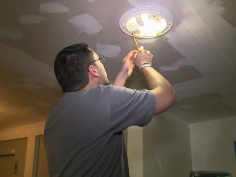 Détection de présence intégrée aux luminaires Sarlam