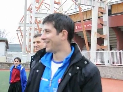 Polis Amca İ.Ö.O Küçü Kızlar Futbol Takımı Amatörün Sesi