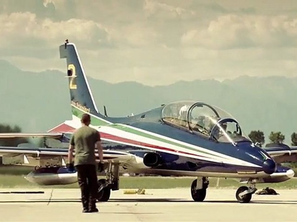 ⓺ 2011 Pagani Zonda Tricolore [www.keepvid.com]