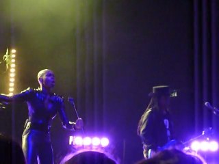 skunk anansie OLYMPIA 22/02/2011 100 WAYS partie 2
