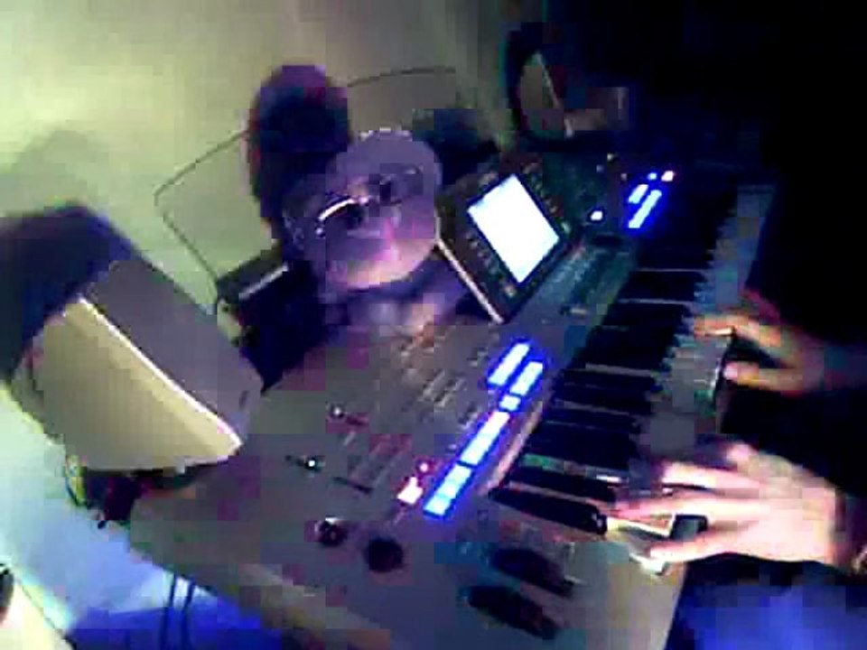 Flashback 90's - Tyros 4