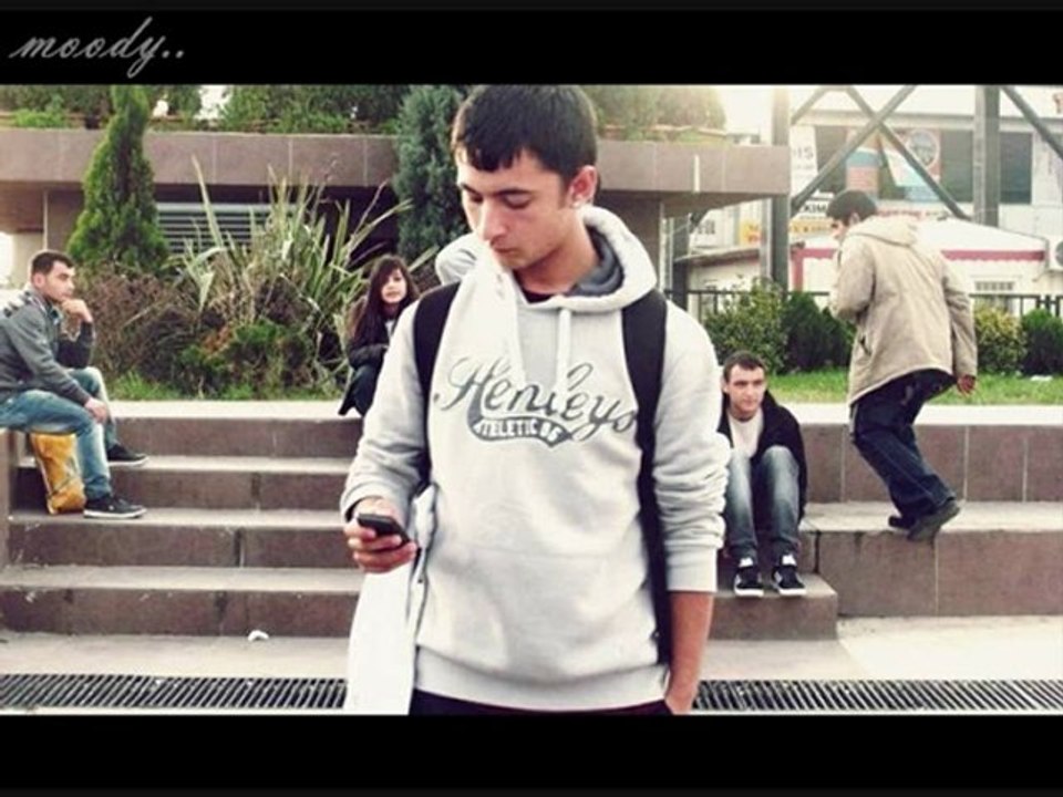 Moody - 1 Dakika