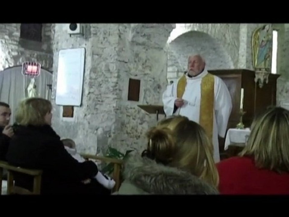 Baptême Taïs 19-02-2011 dans l'église Notre Dames de Londres