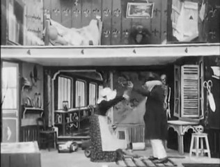 Le savant et le chimpanzé (1900) - Georges Méliès