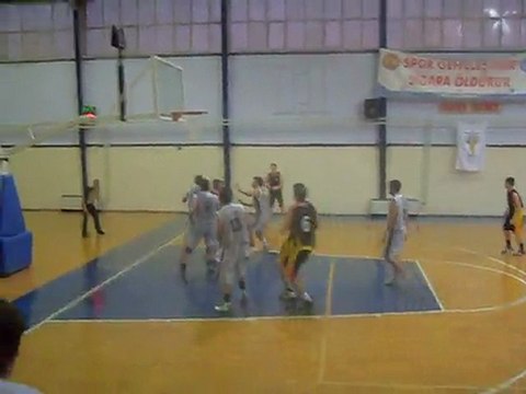 GSİM - UNİBASKET İzmir Büyük Erkekler Ligi 81-62 bitmiş :D