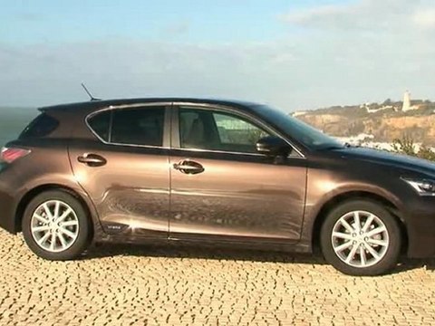 Lexus CT 200h - English