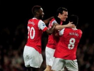Arsenal 1-0 Stoke City  Squillaci great-header