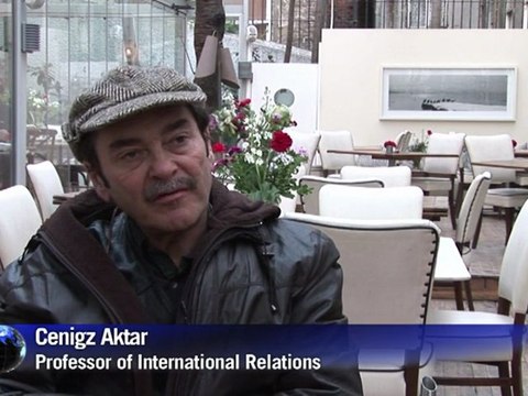 French and Turkish leaders meet under EU cloud