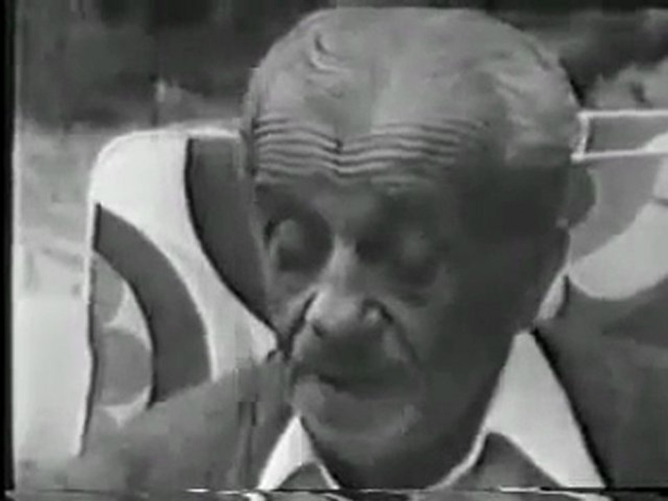 Necip Fazıl Kısakürek - Kendi Sesinden Hayatı