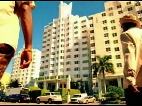 Shaggy Angel featuring Rayvon (Officiel Video Clip)