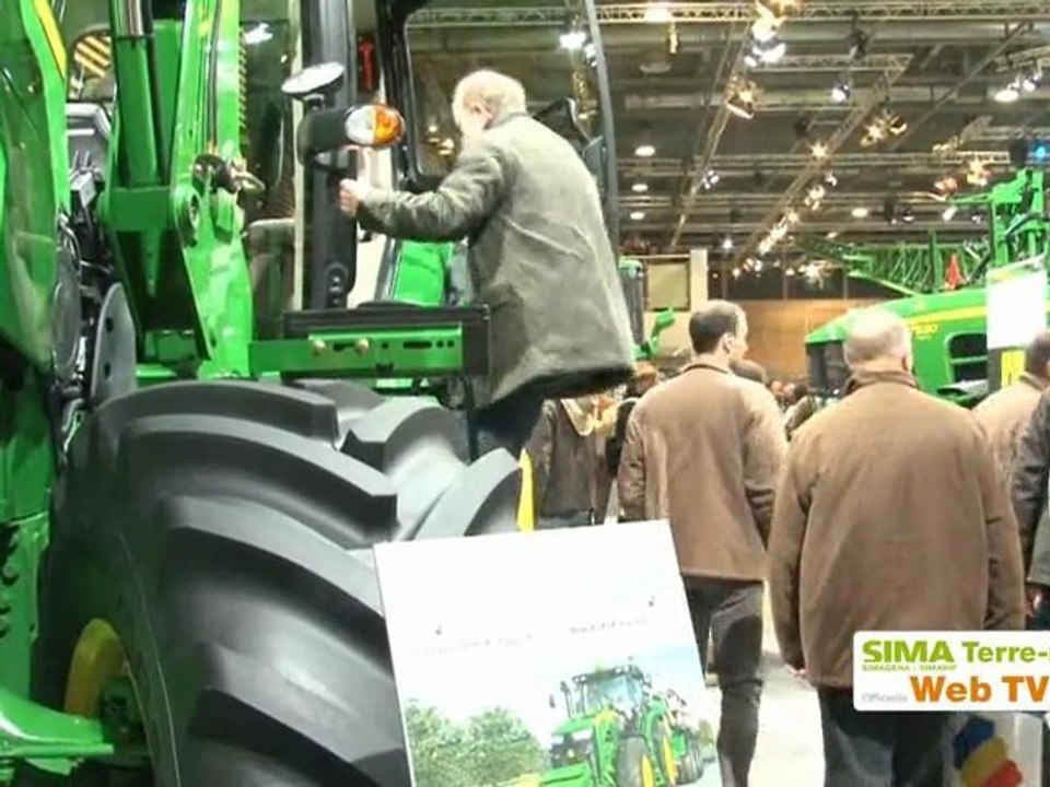 Seuls contre tous, les nouveaux 8R de John Deere