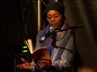 Fabienne KANOR : extrait de "Anticorps"