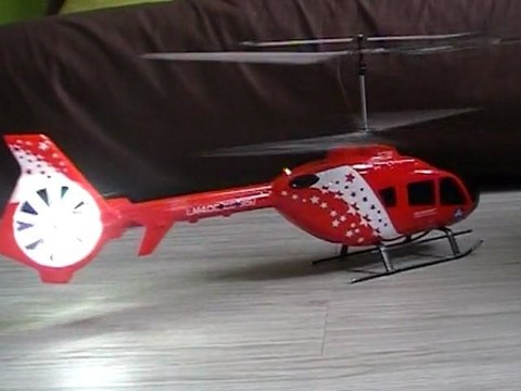 Hélicoptère Lama ec135 (LED)