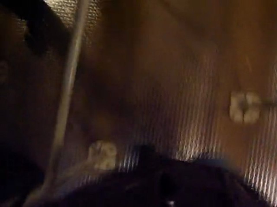 110223_TourEiffelAvance00