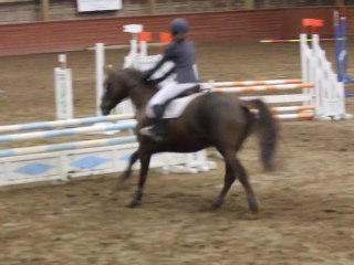 Lucie et Naïve 20/02/11 CSO CL2 Ozoir