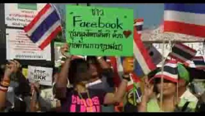 Thailandia - Manifestazione contro le camicie rosse