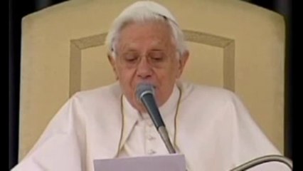 Roma - Terremoto, il Papa prega per la Cina