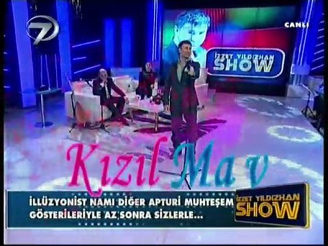 İzzet Yıldızhan - Kızıl Mavi