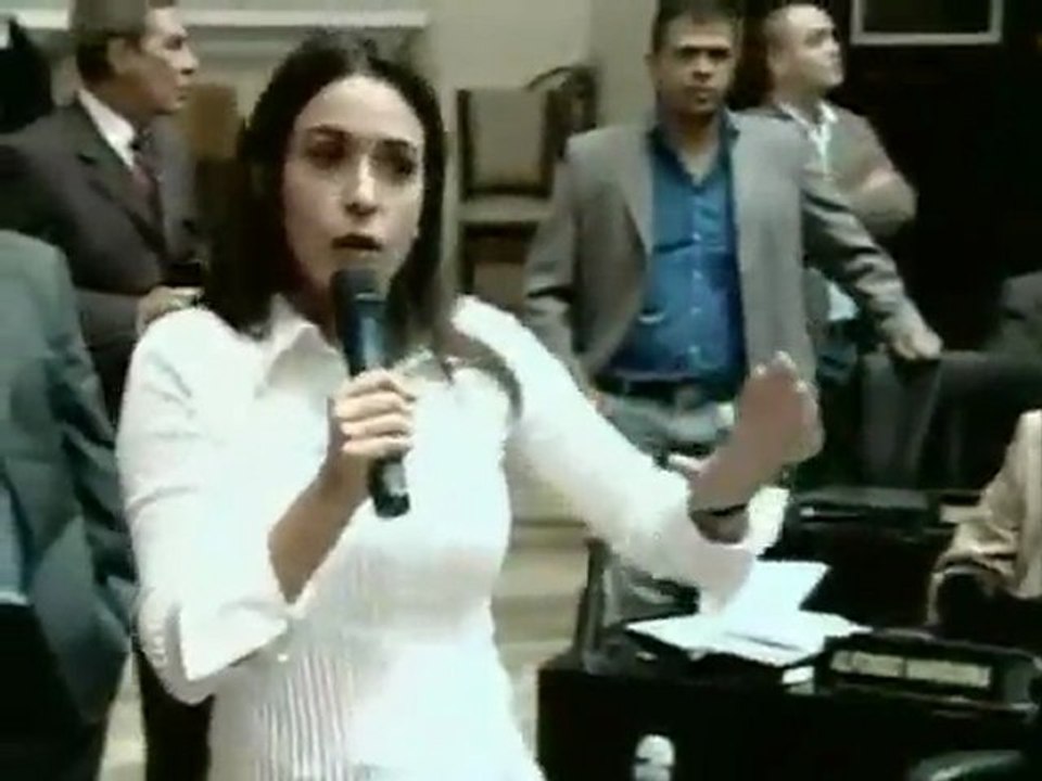 Maria corina habla sobre el tiempo que se les acabo al Psuv