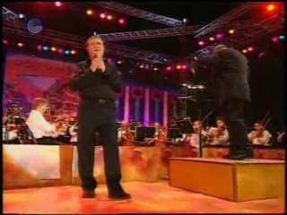 Israel Philharmonic Orchestra in Naomi Shemer Songs 2004