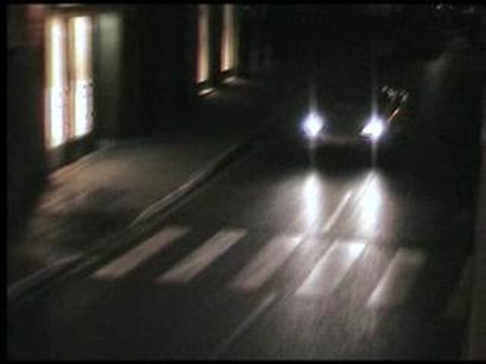 Ferrari sous la fenetre