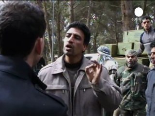 Trablus yakınlarında silahlı muhalif güçler kol geziyor