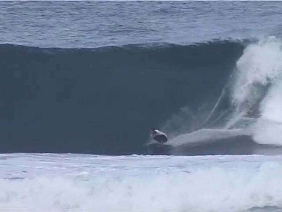 Drop Knee Barrels