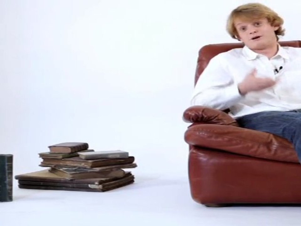 Celui qui se demande : pourquoi les cailloux ?