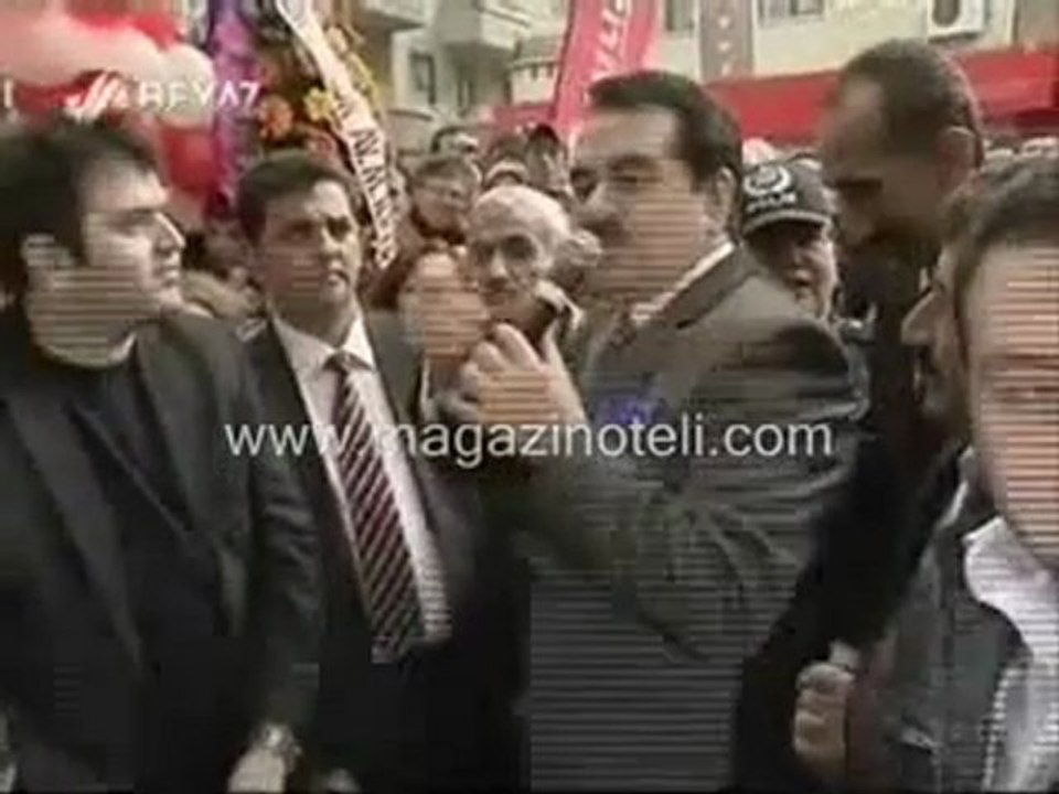 İbrahim Tatlıses Ankara Çiğ Köfte Açılış - BEYAZ TV (2011)