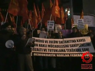 İstanbul'da Kitlesel Protesto!