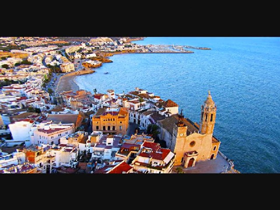 BARCELONA INTERNATIONAL AIRPORT SHUTTLE SITGES-AXEL HOTEL VIDEO