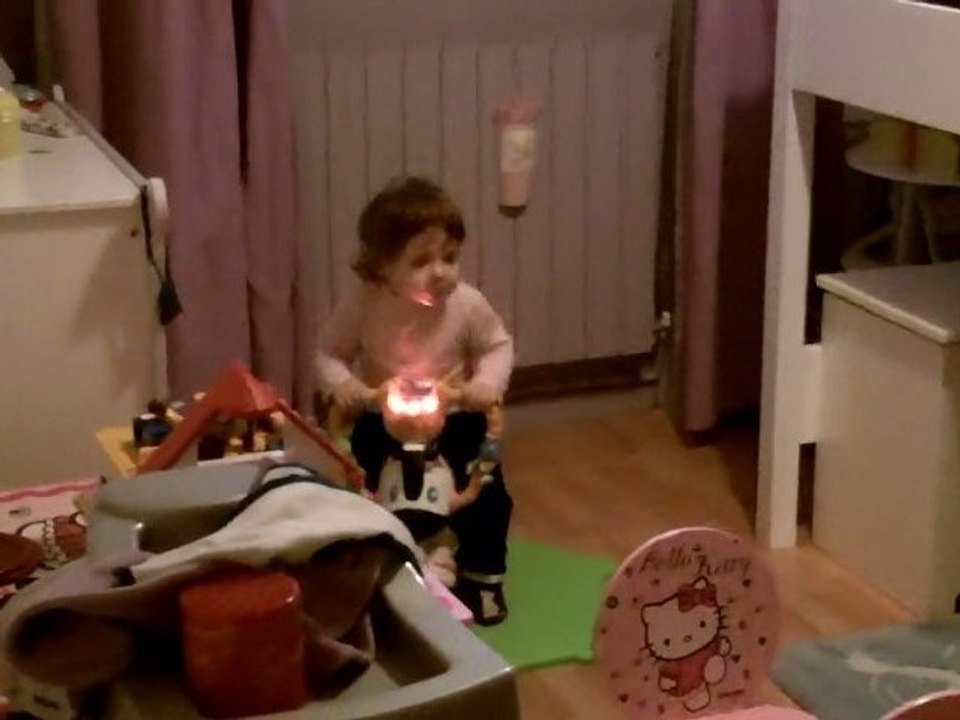 Léa fait du dada