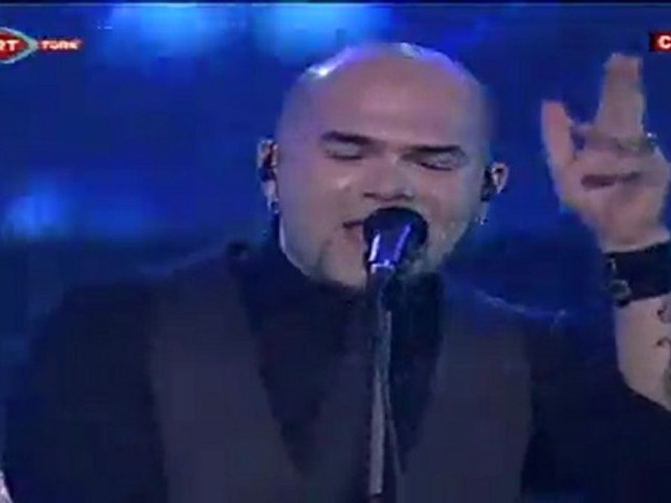 Eurovision 2011 Turkey - Yüksek Sadakat Türkiye - Live It Up