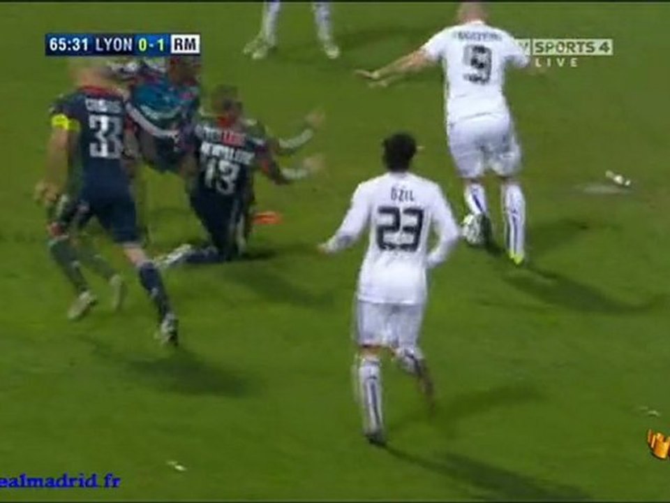 22.02.11 - Olympique Lyonnais c. Real Madrid - Los goles