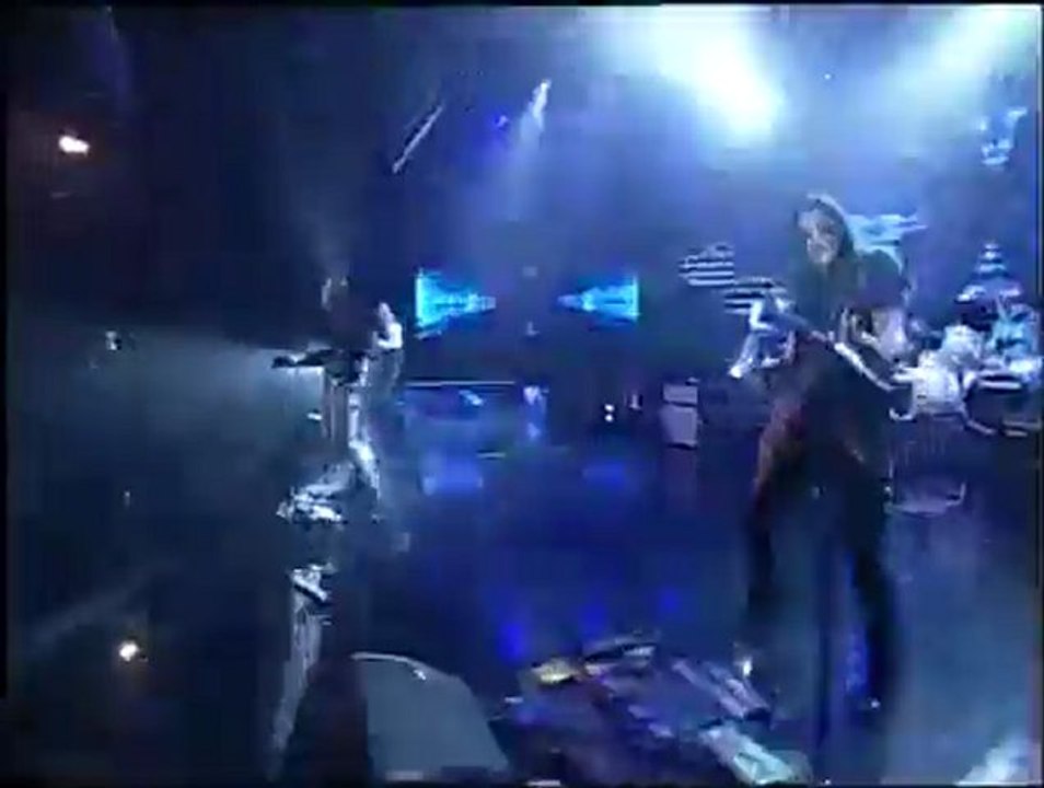 YÜKSEK SADAKAT - Live It Up (Eurovision 2011 TV Performans)