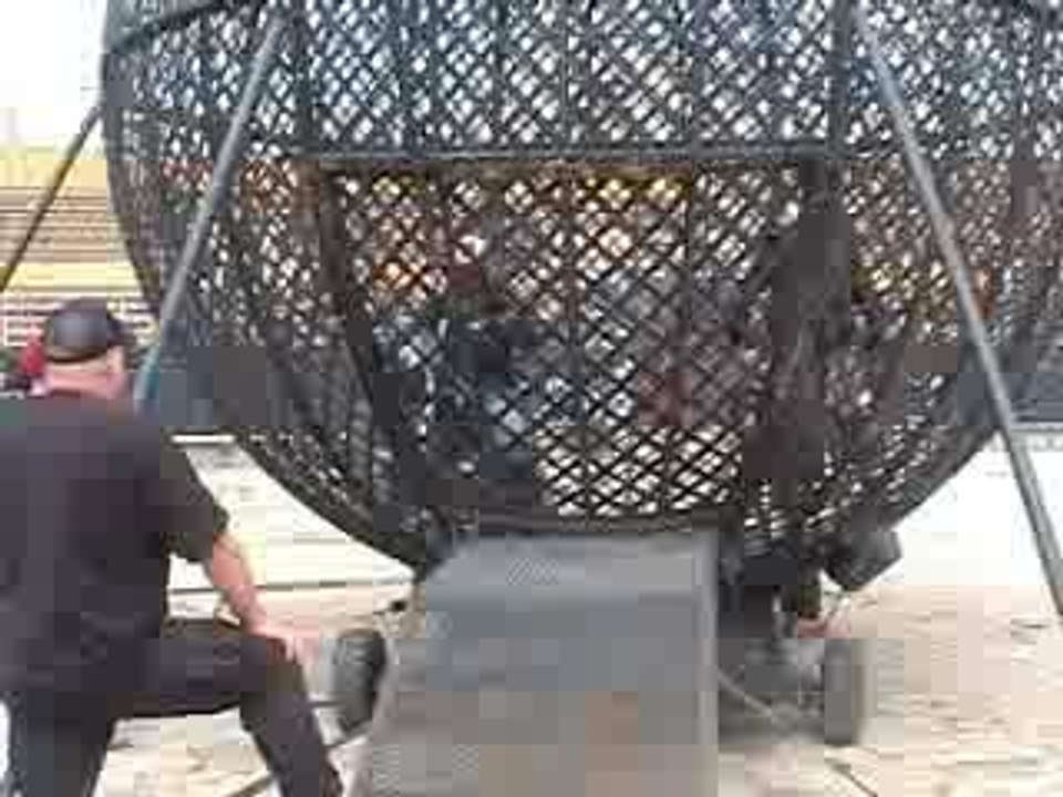 Globe of death