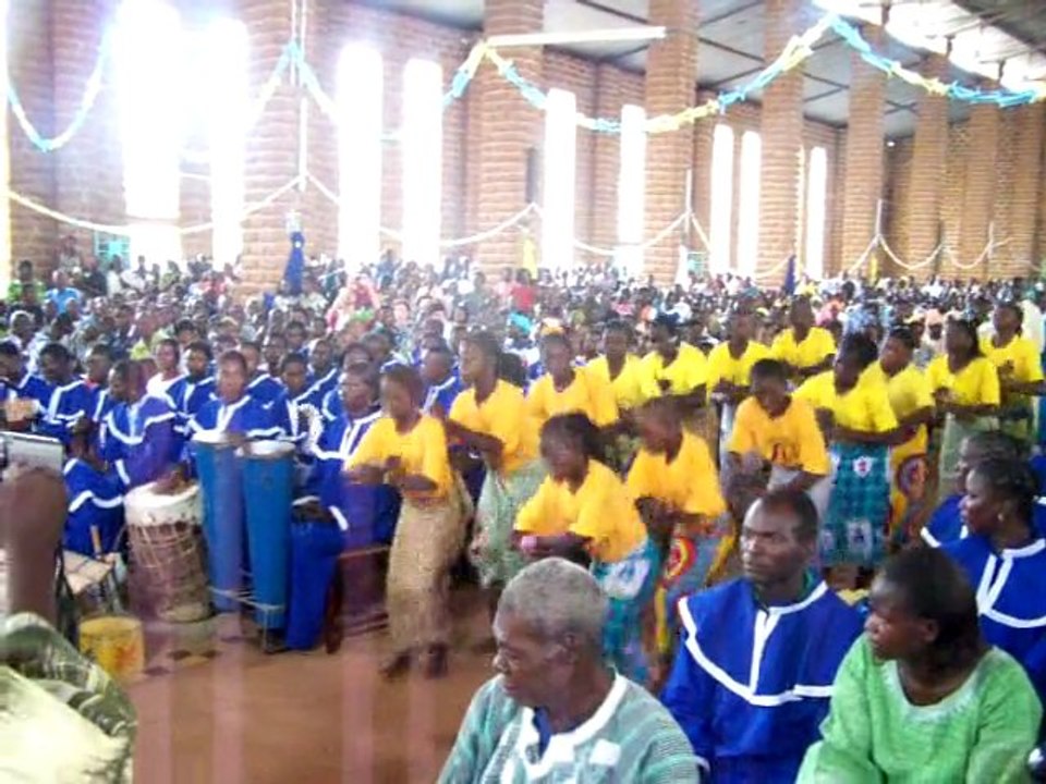 Burkina Faso - Dissin, danse de jeunes filles