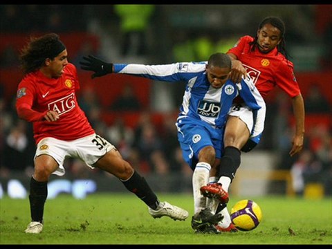 Wigan Athletic vs Manchester United Report