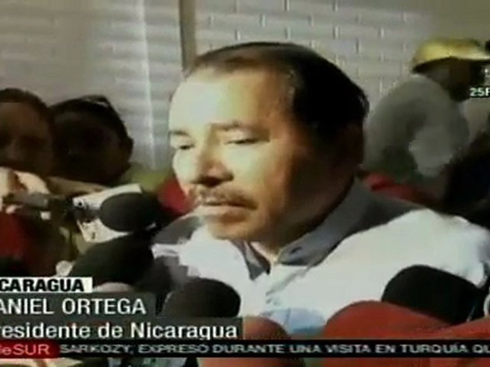 Ortega: Hay una lucha para apoderarse del petróleo de Libia