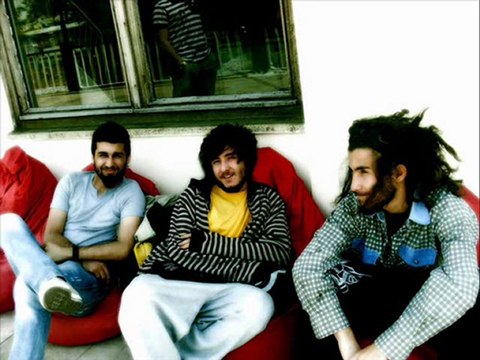 Sehabe ft. Yeis Sensura Kuşlar Uçmayı Unutmaz