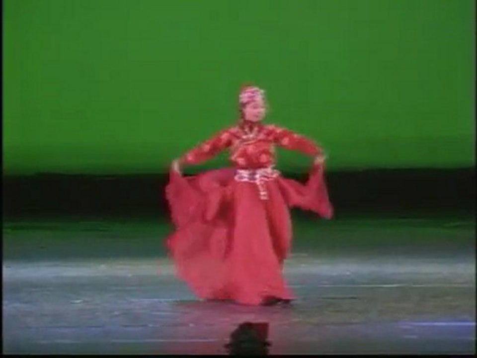 Beautiful Mongolian dance