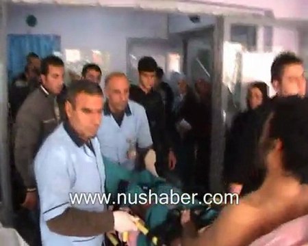 NUSAYBİN E GİRMELİ BELDESİNDE BIÇAKLI KAVGA 3 KİŞİ YARLANDI